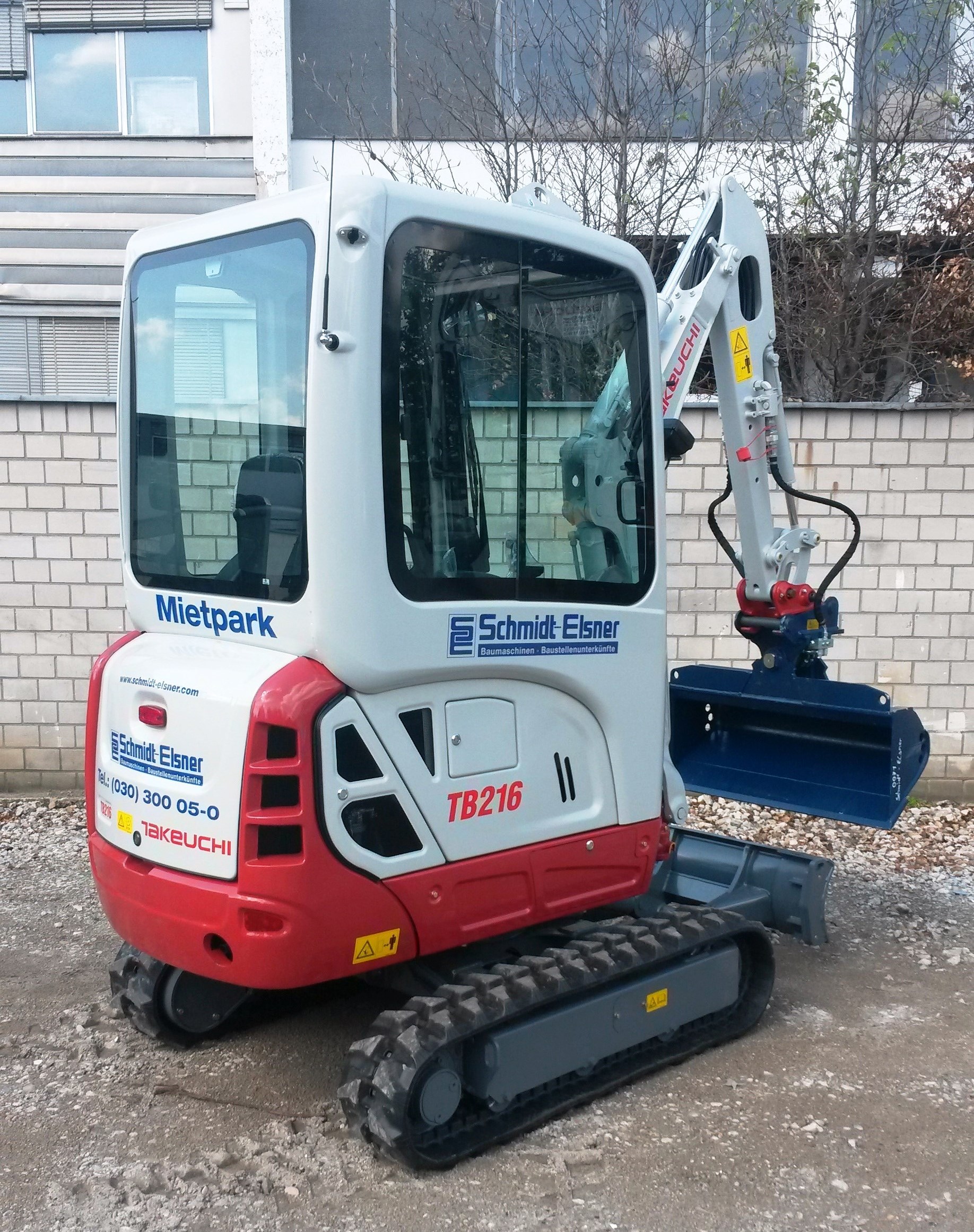 Minibagger Takeuchi TB 216 mieten