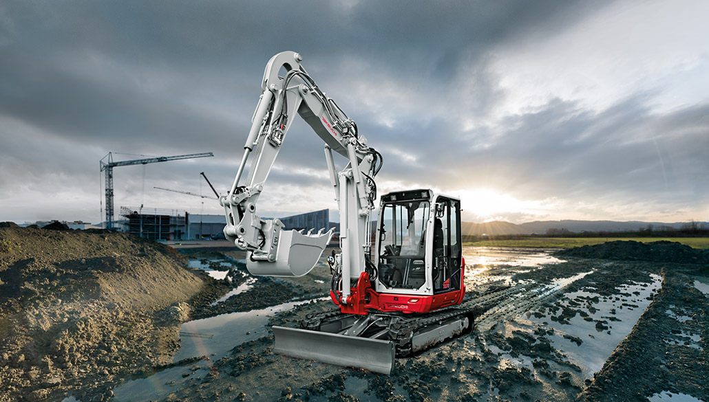 TAKEUCHI Kompaktbagger TB370 Tiltrotator mieten