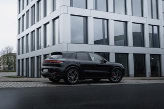 Porsche Cayenne S SUV 