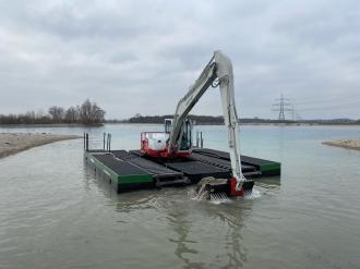 Amphibienbagger / Schwimmbagger Waterking WK95 mit Bioöl Neustadt am Rübenberge