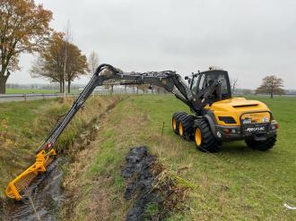 Universal Mobilbagger Mecalac 12MTX Greenjob 6x4 für Gewässerunterhaltung Neustadt am Rübenberge