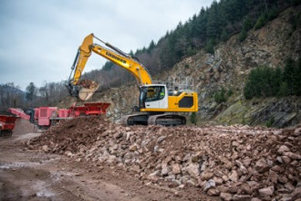 Liebherr R 926 G8 Freiberg Sachsen